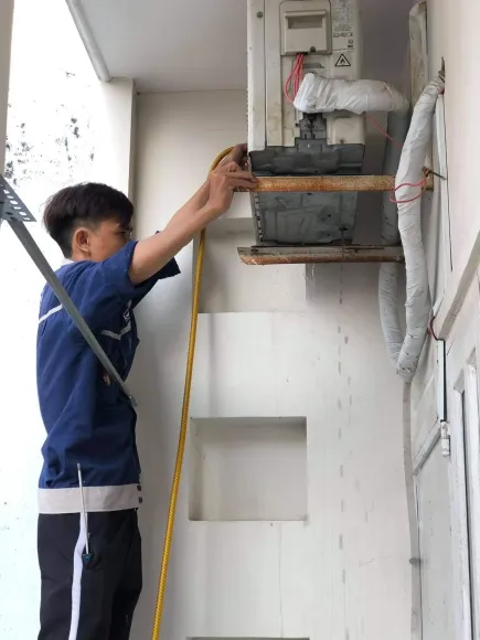 Sửa Chữa Máy Lạnh Âm Trần, Máy Lạnh Treo Tường