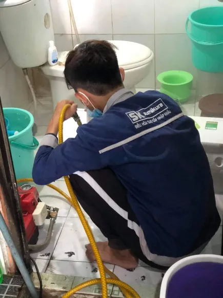 Vệ Sinh Máy Lạnh Chuyên Nghiệp 
